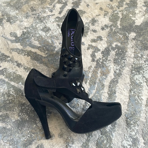 Pedro Garcia Heels - Picture 2 of 4